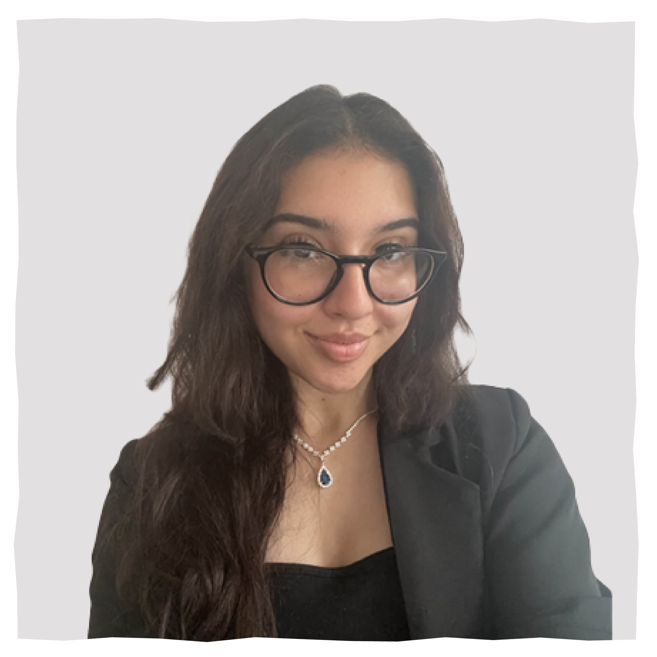 Headshot of Aysu Aghaei