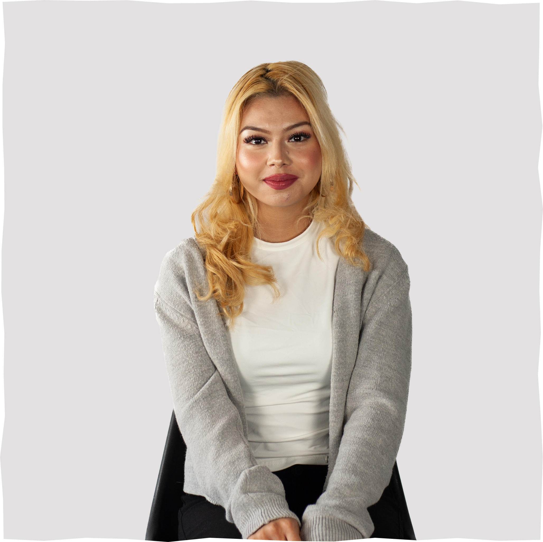 Headshot of Lovely Aurazahra